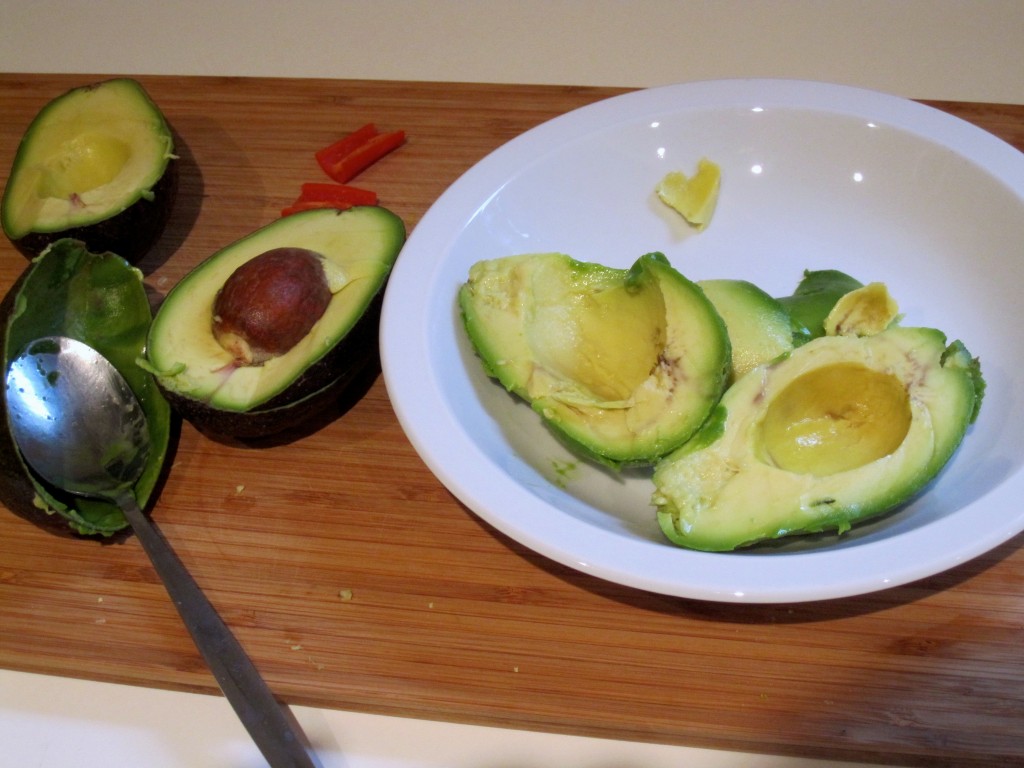 Feesthapje avocado scampi: Avocado's