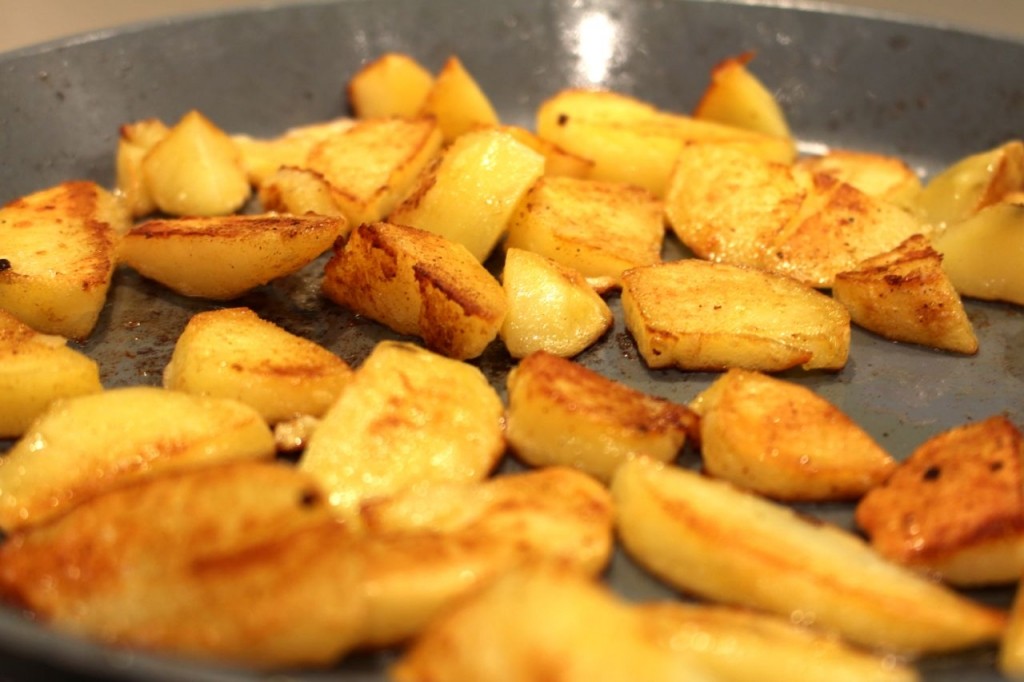 Aardappels goudbruin bakken