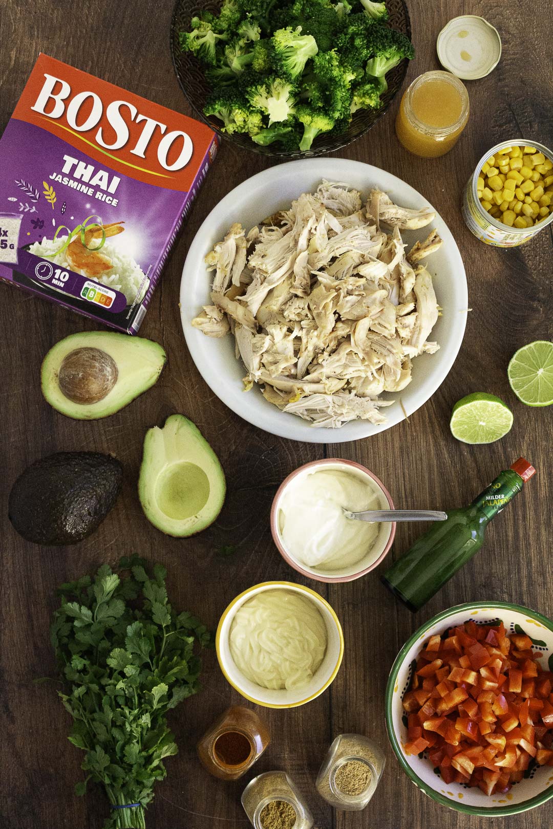 Taco bowl met avocado n liemoen-jalapeñodressing ingrediënten